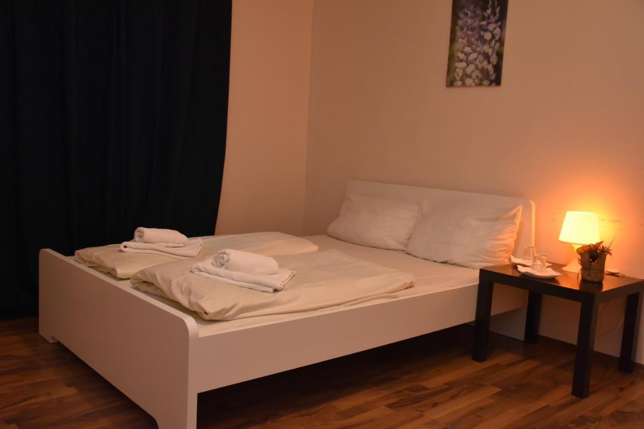 Hotel Schaum - Dusseldorf — Photos 2